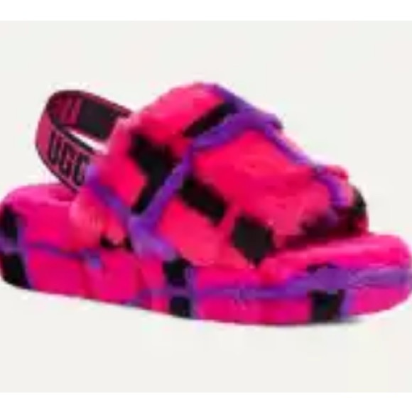•| UGG FLUFF PLAID PINK SLIDES |• - Picture 2 of 6